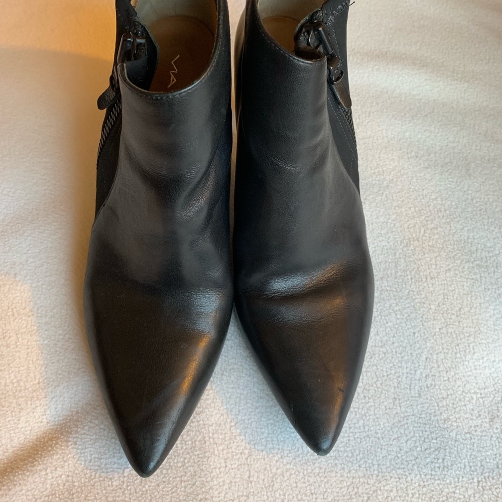 Women’s black ankle boots booties Via Spiga